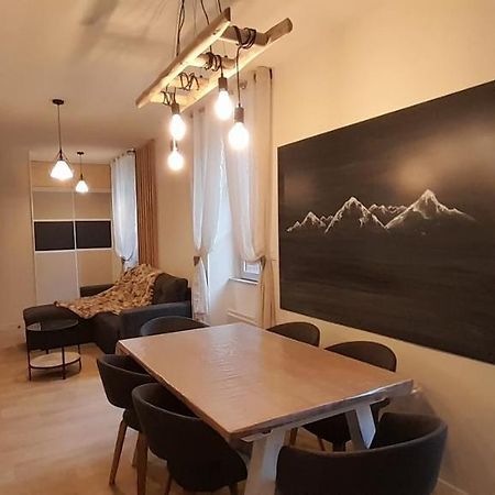 Tres Bel Appartement T3 Hyper Centre Entierement Renove En 2022 Luz-Saint-Sauveur Bagian luar foto