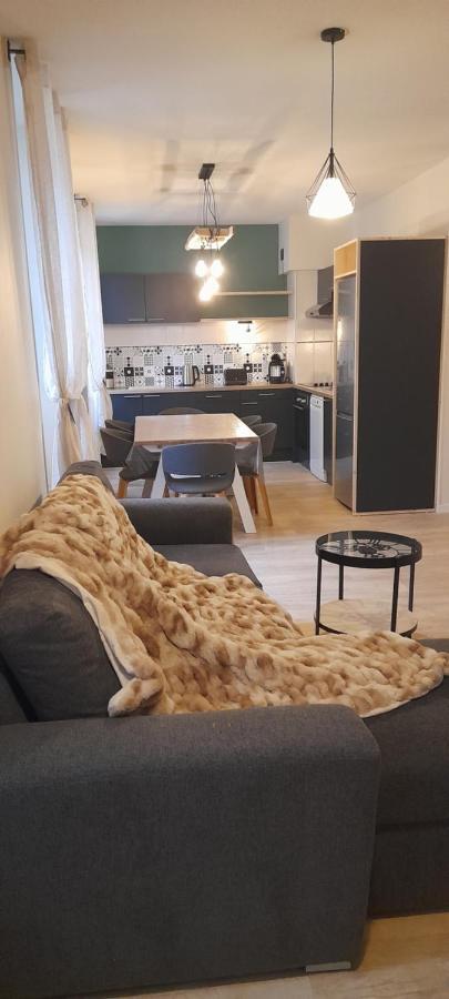 Tres Bel Appartement T3 Hyper Centre Entierement Renove En 2022 Luz-Saint-Sauveur Bagian luar foto